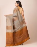 Women Floral Woven Banarasi Saree with Contrast Border - Image 3