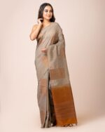 Women Floral Woven Banarasi Saree with Contrast Border - Image 2