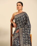Women Woven Saree with Tassels - Image 3